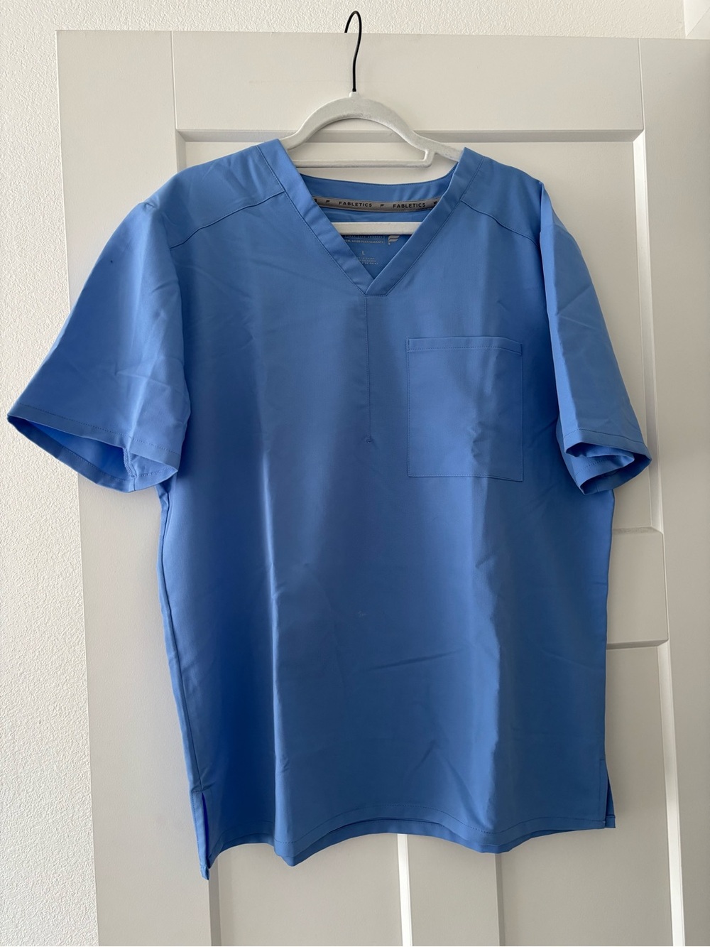 Fabletics Men's V-Neck Scrub Top - Light Blue